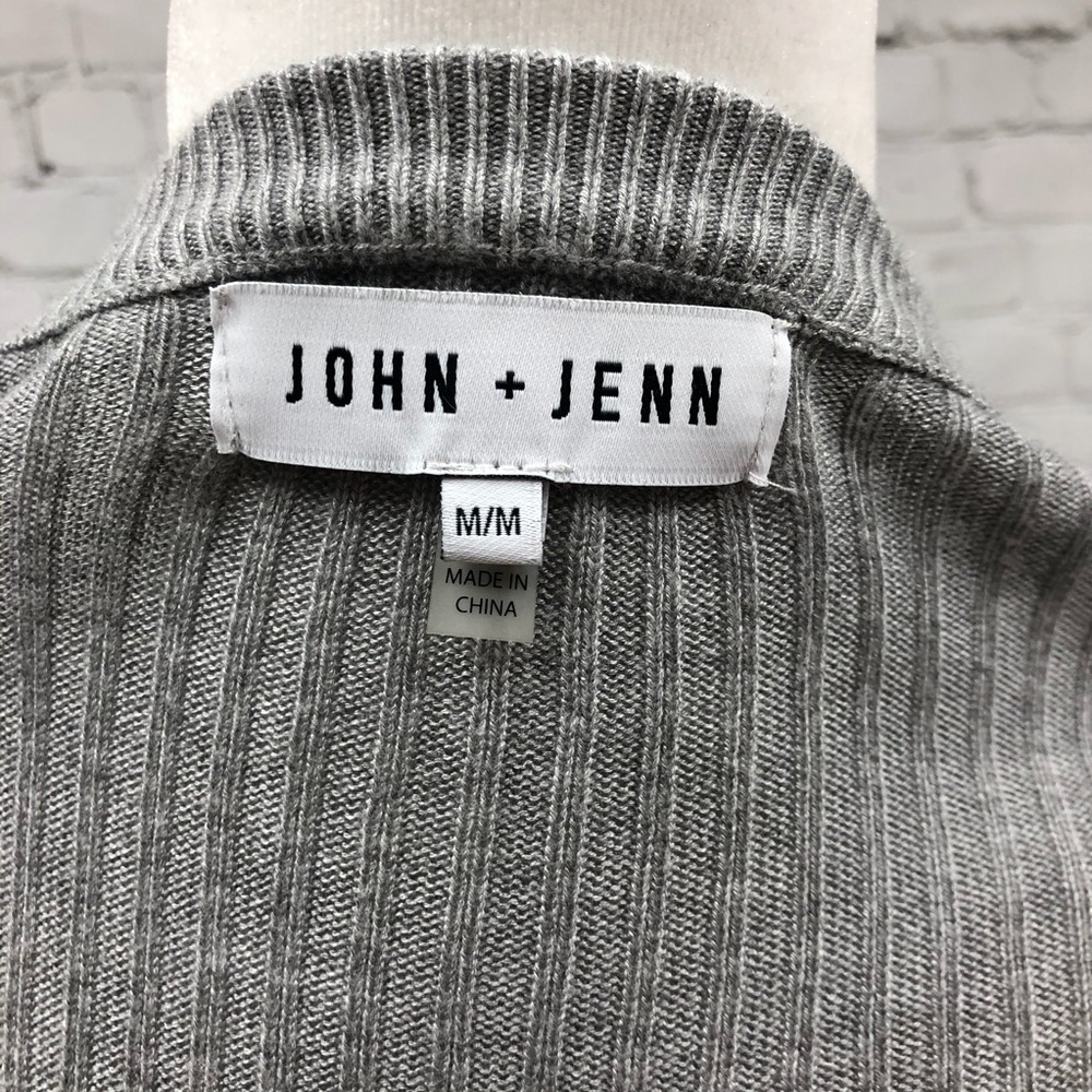 John and Jenn V Neck Ribbed Sweater Dress Size Medium Gray Bodycon - Picture 8 of 9